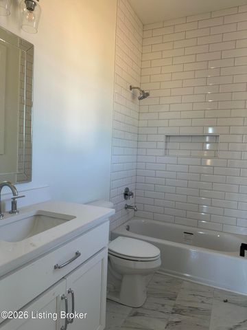 4002 Paramont Commons, Prospect, KY 40059