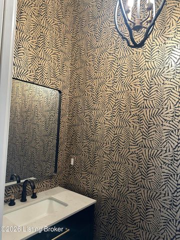 4002 Paramont Commons, Prospect, KY 40059