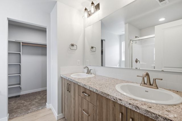 302 W 17th Ave, Jerome, ID 83338