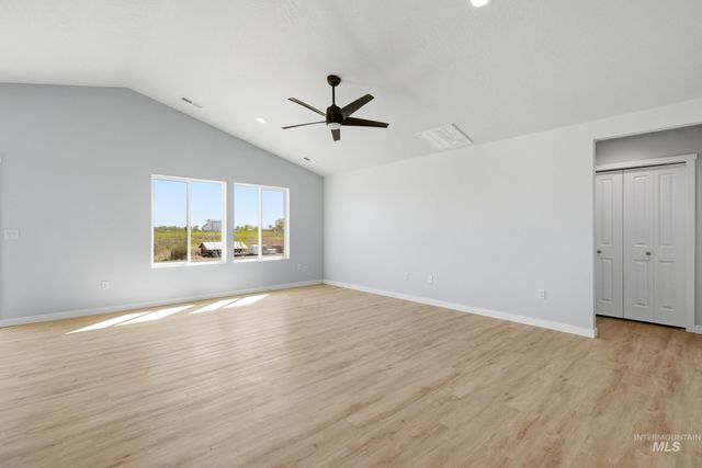 302 W 17th Ave, Jerome, ID 83338