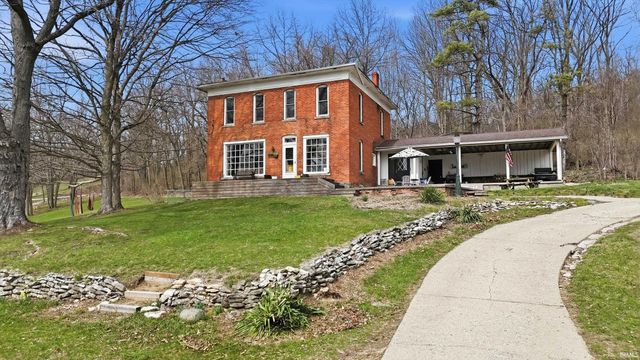 5188 W 625 N, Wawaka, IN 46794