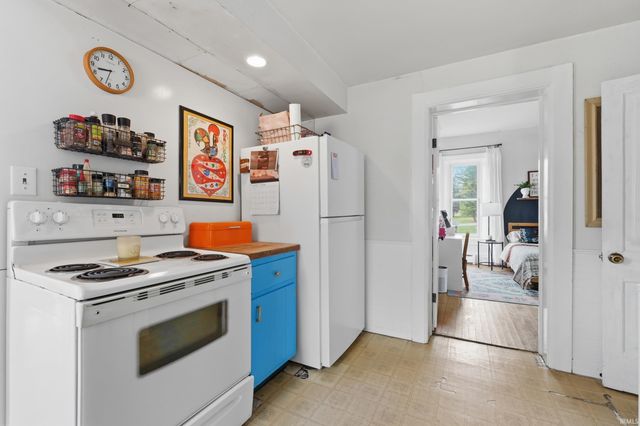 5188 W 625 N, Wawaka, IN 46794