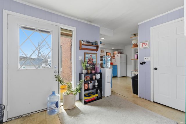 5188 W 625 N, Wawaka, IN 46794