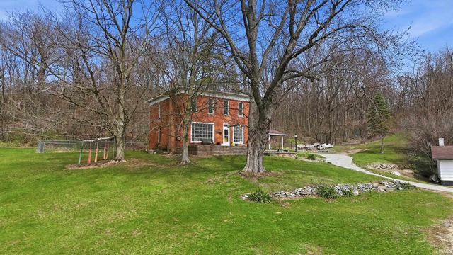 5188 W 625 N, Wawaka, IN 46794