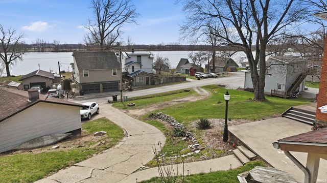 5188 W 625 N, Wawaka, IN 46794