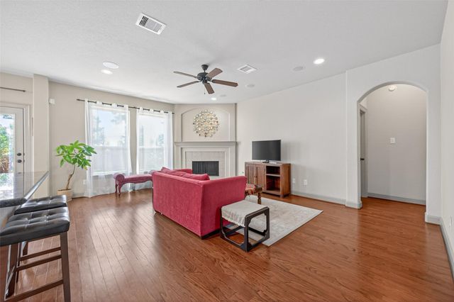 46 Tallgrass Way, Spring, TX 77389