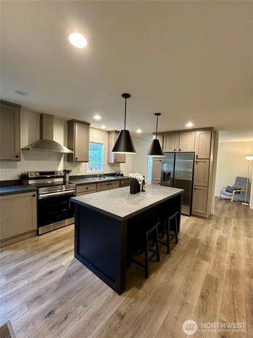 420 E Herron Drive, Shelton, WA 98584