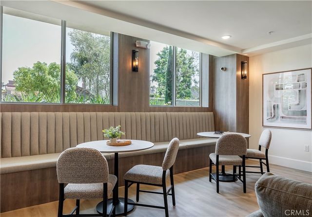 1303 S Orange Grove Avenue 601, Los Angeles, CA 90019