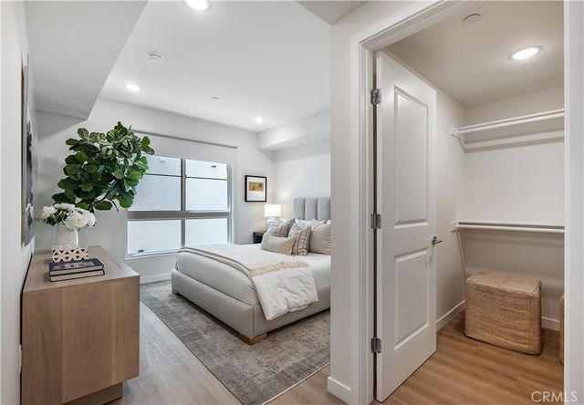 1303 S Orange Grove Avenue 601, Los Angeles, CA 90019