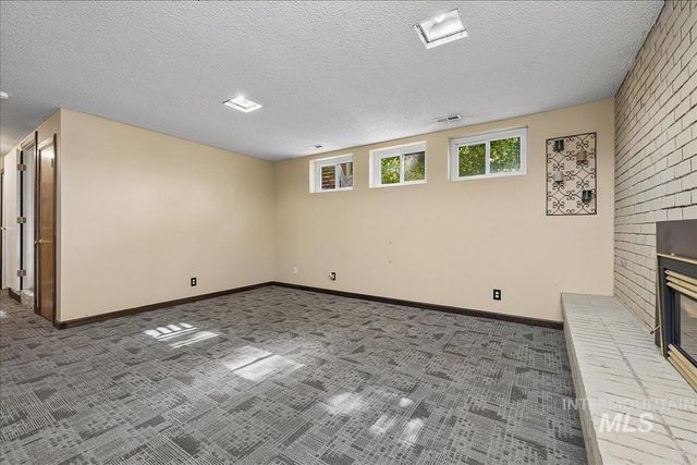 7226 W Cedarwood Dr., Boise, ID 83709