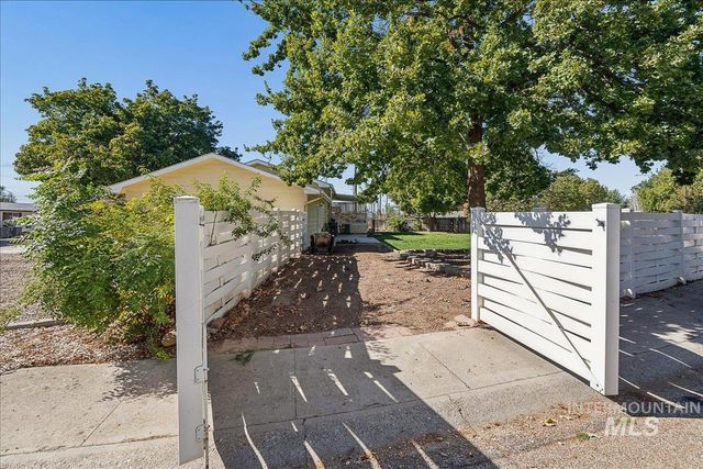 7226 W Cedarwood Dr., Boise, ID 83709