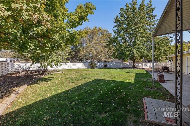 7226 W Cedarwood Dr., Boise, ID 83709