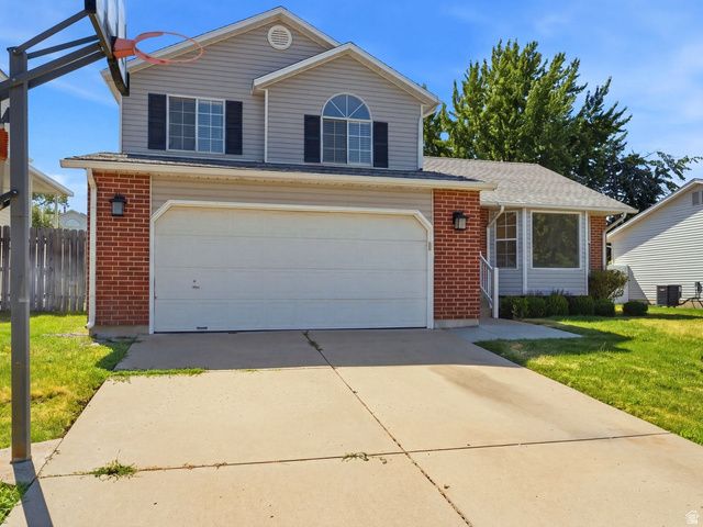 431 W CREEKSIDE LN, Kaysville, UT 84037