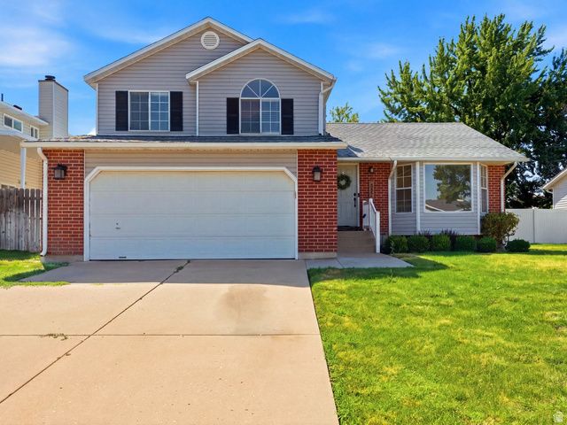 431 W CREEKSIDE LN, Kaysville, UT 84037
