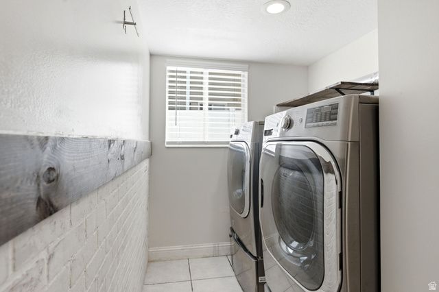 431 W CREEKSIDE LN, Kaysville, UT 84037