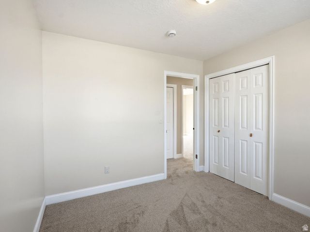 431 W CREEKSIDE LN, Kaysville, UT 84037