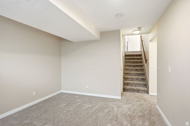 431 W CREEKSIDE LN, Kaysville, UT 84037