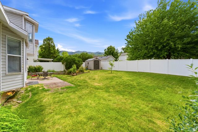431 W CREEKSIDE LN, Kaysville, UT 84037