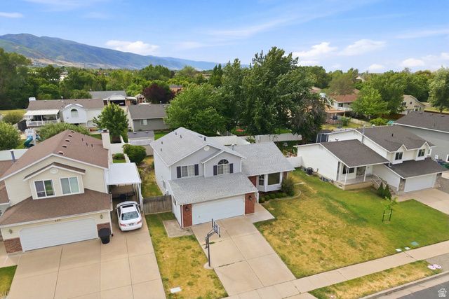 431 W CREEKSIDE LN, Kaysville, UT 84037