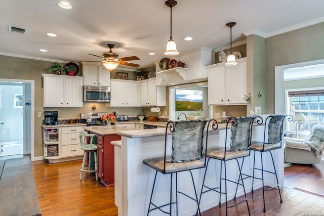 313 Roosevelt, Boerne, TX 78006