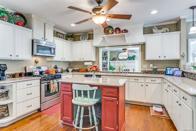 313 Roosevelt, Boerne, TX 78006