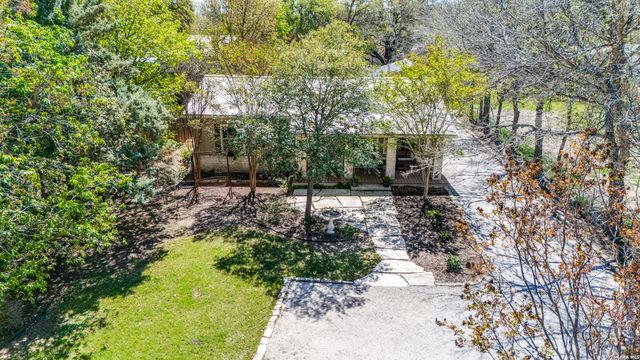 313 Roosevelt, Boerne, TX 78006