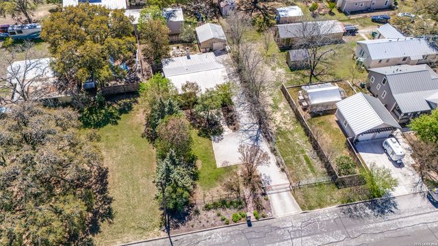 313 Roosevelt, Boerne, TX 78006