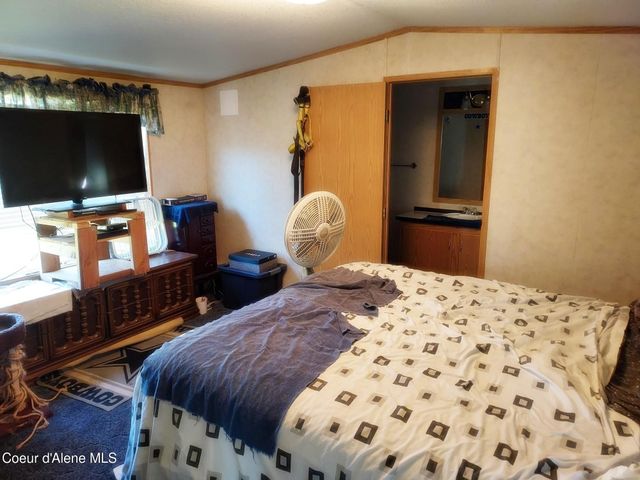 8270 W Meadow Brook CIR, Rathdrum, ID 83858