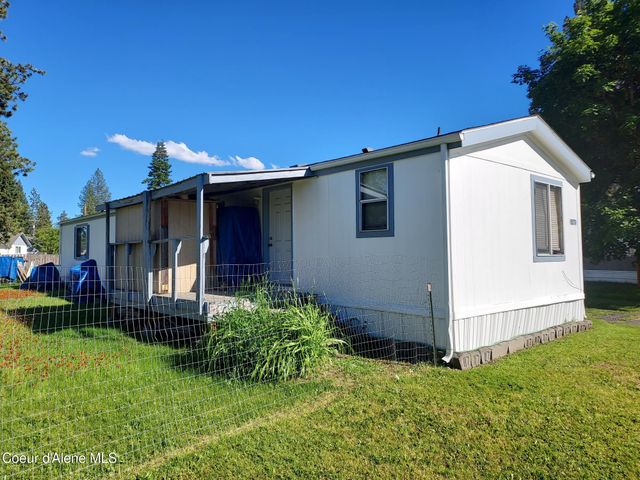 8270 W Meadow Brook CIR, Rathdrum, ID 83858