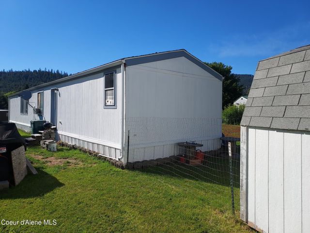 8270 W Meadow Brook CIR, Rathdrum, ID 83858