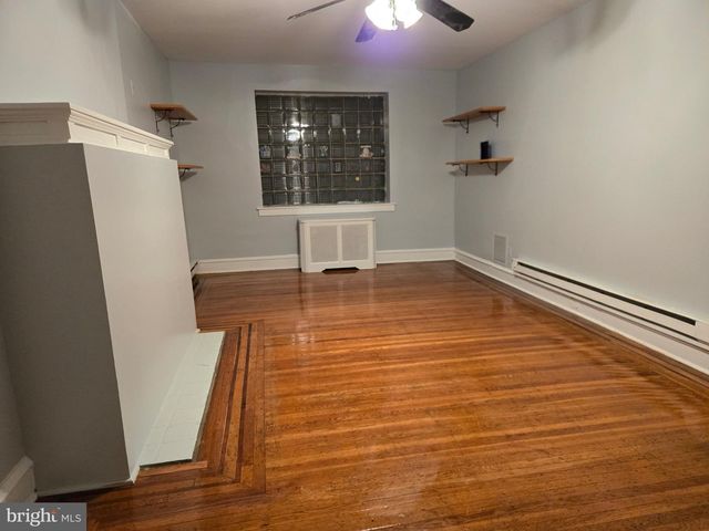 1806 GARRETT RD, Lansdowne, PA 19050