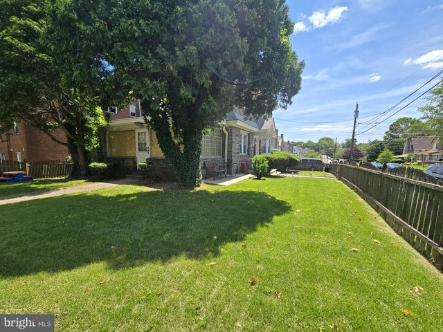 1806 GARRETT RD, Lansdowne, PA 19050