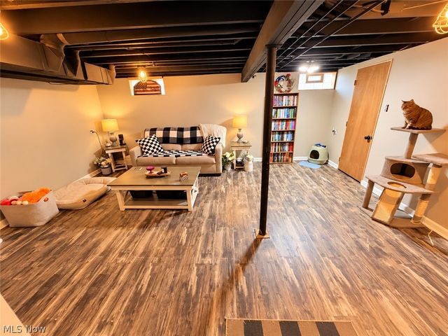 165 Mansell Drive, Youngstown, OH 44505