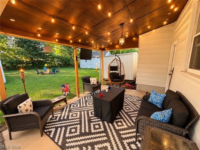 165 Mansell Drive, Youngstown, OH 44505
