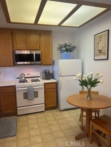 444 Pier Avenue 19, Oceano, CA 93445
