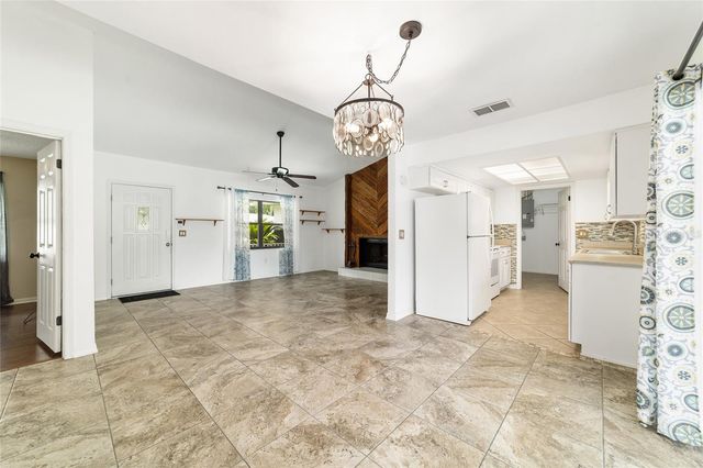 2079 NE 43RD STREET, Ocala, FL 34479