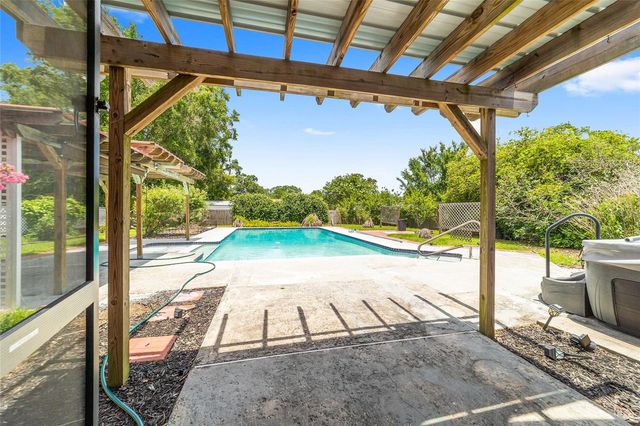 2079 NE 43RD STREET, Ocala, FL 34479