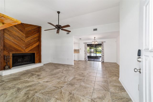 2079 NE 43RD STREET, Ocala, FL 34479