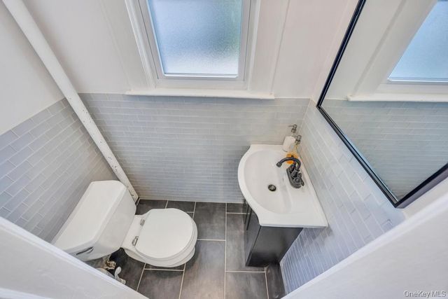 14 Lenox Avenue, Lynbrook, NY 11563