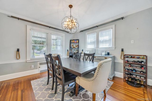 14 Lenox Avenue, Lynbrook, NY 11563