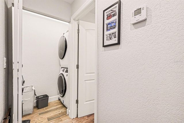 7291 CLOISTER DRIVE 222, Sarasota, FL 34231