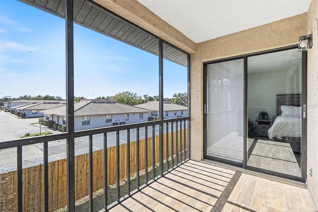 7291 CLOISTER DRIVE 222, Sarasota, FL 34231