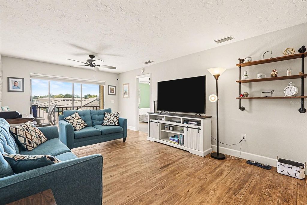 7291 CLOISTER DRIVE 222, Sarasota, FL 34231