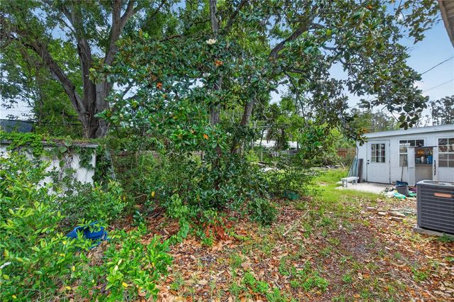 7211 LYNNWOOD AVENUE N, St Petersburg, FL 33710