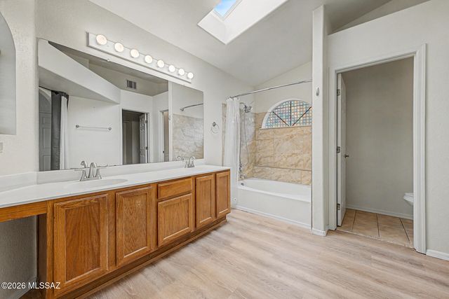 11525 N Eagle Peak Drive, Tucson, AZ 85737
