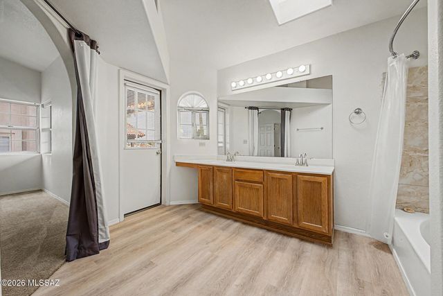 11525 N Eagle Peak Drive, Tucson, AZ 85737