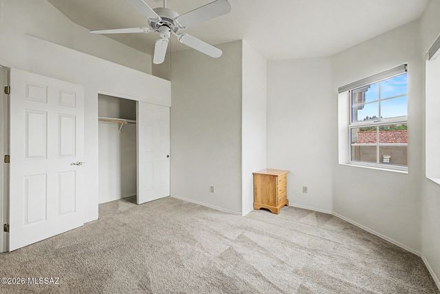 11525 N Eagle Peak Drive, Tucson, AZ 85737