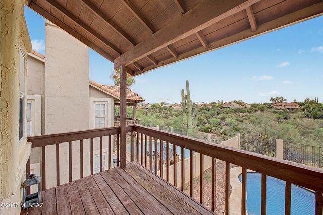 11525 N Eagle Peak Drive, Tucson, AZ 85737