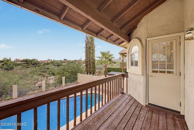 11525 N Eagle Peak Drive, Tucson, AZ 85737