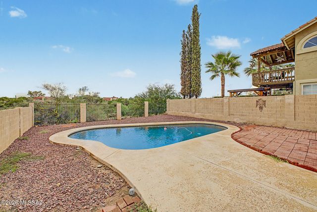 11525 N Eagle Peak Drive, Tucson, AZ 85737